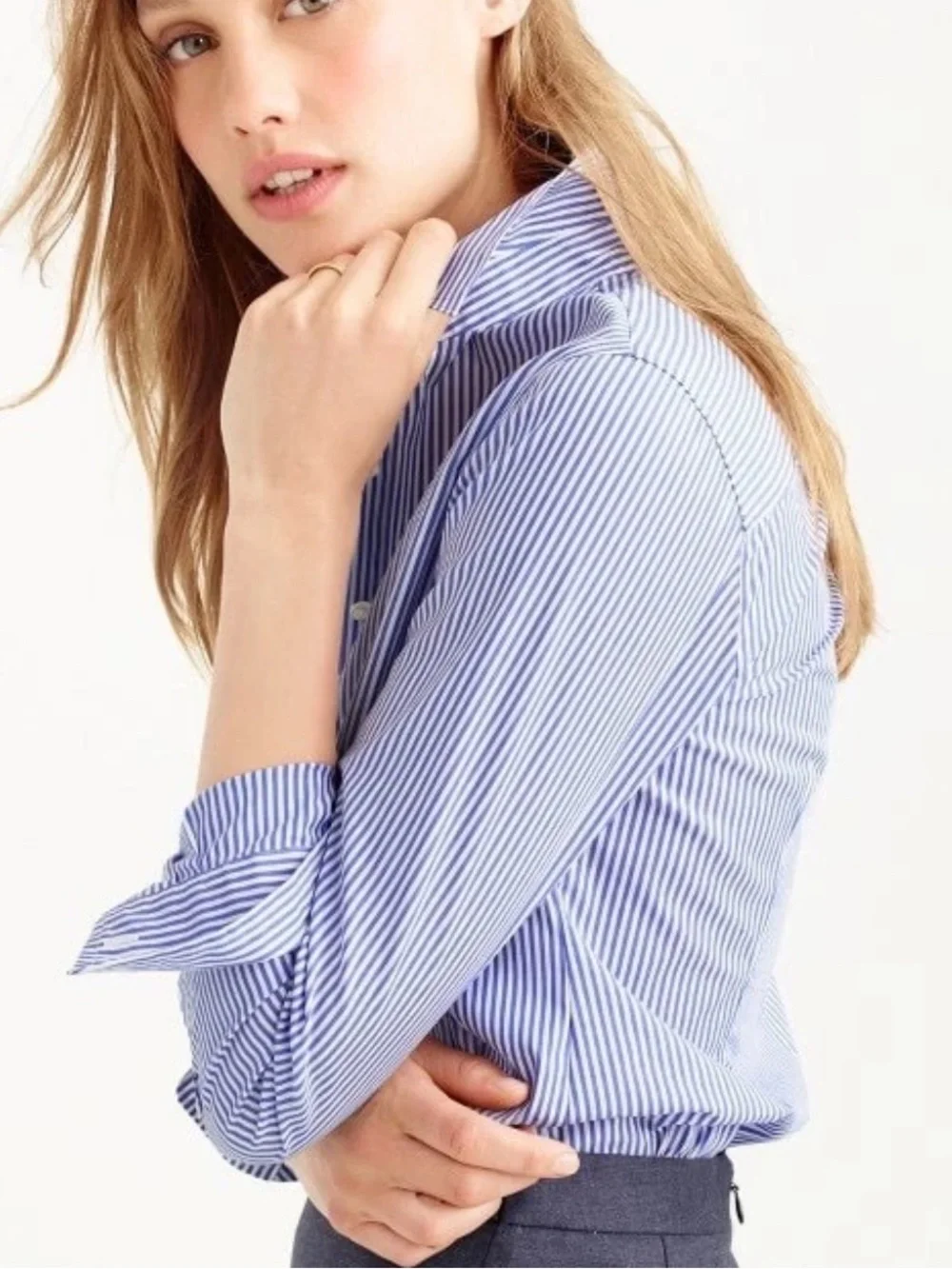 J. Crew Classic Blue and White Stripe Button-Up Shirt. Size 00. Style C9321